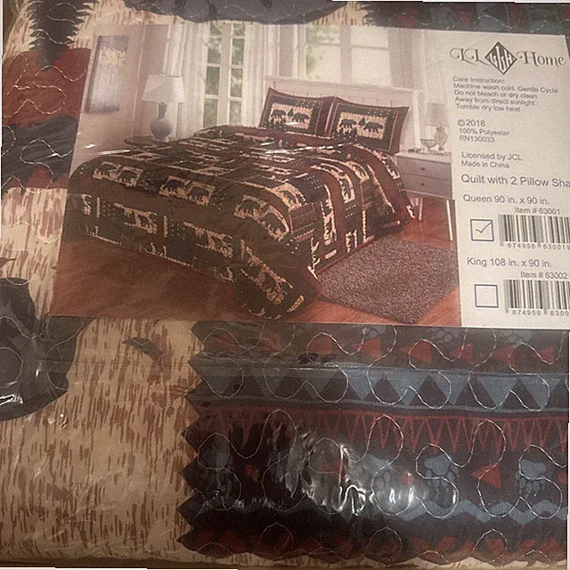 BLACK BEAR Wilderness Cabin Quilted Queen Size Blanket w/ Pillow Shams by DeLeon