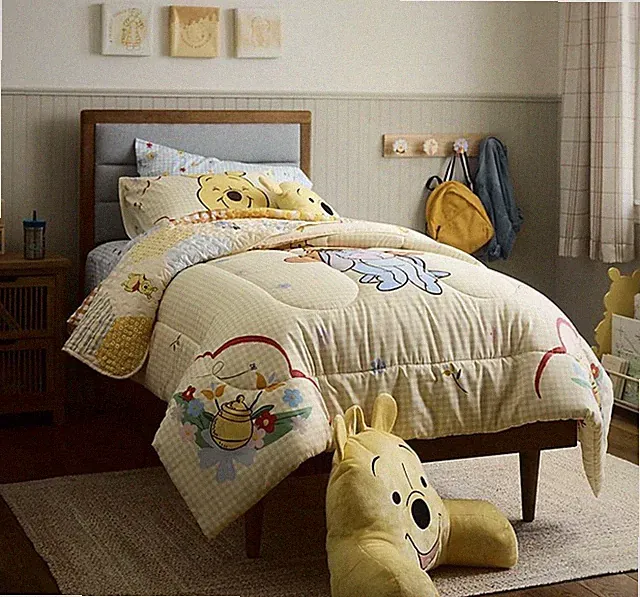 Disney Winnie the Pooh Tigger Eeyore Yellow Gingham Twin Comforter Set Bedding