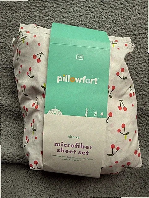 Pillowfort Cherry Print Microfiber Sheet Set Full 4 Pc 100% Recycled Polyester