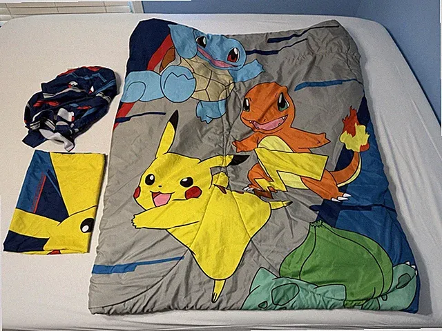 Pokemon Comforter Twin/Full ~2 Piece~Reversible w/One Pillowcase ~ Pikachu